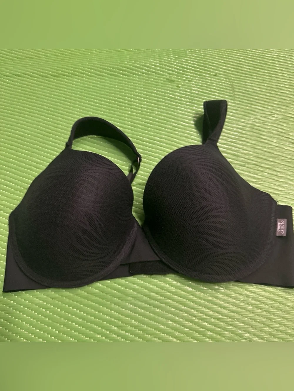 Vince Camuto Black Molded T-Shirt Bra